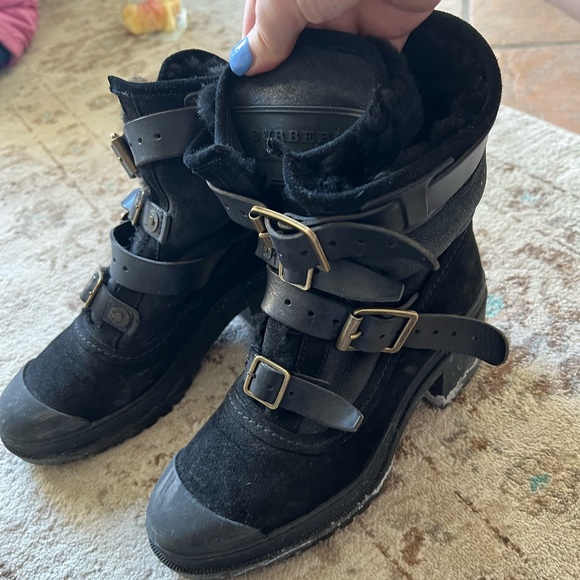 Black suede authentic Burberry ankle boots size 38 lightly worn. - Picture 2 of 14